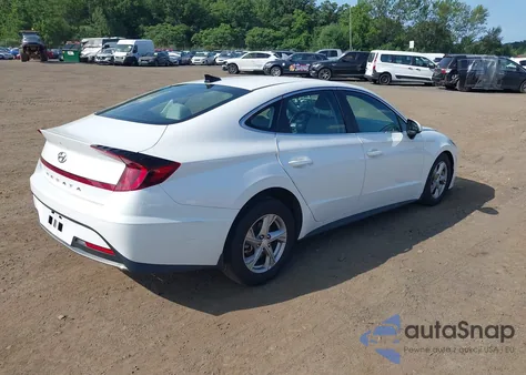2021 Hyundai Sonata Se z USA, uszkodzony, nr VIN 5NPEG4JA7MH119849